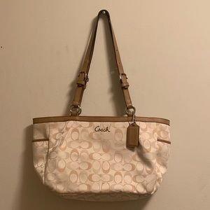 Tan & Cream Coach purse with matching wallet - EUC